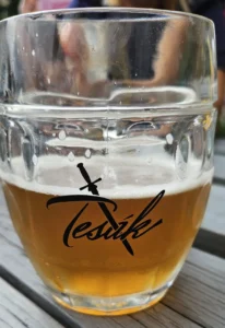 pivo-tesak